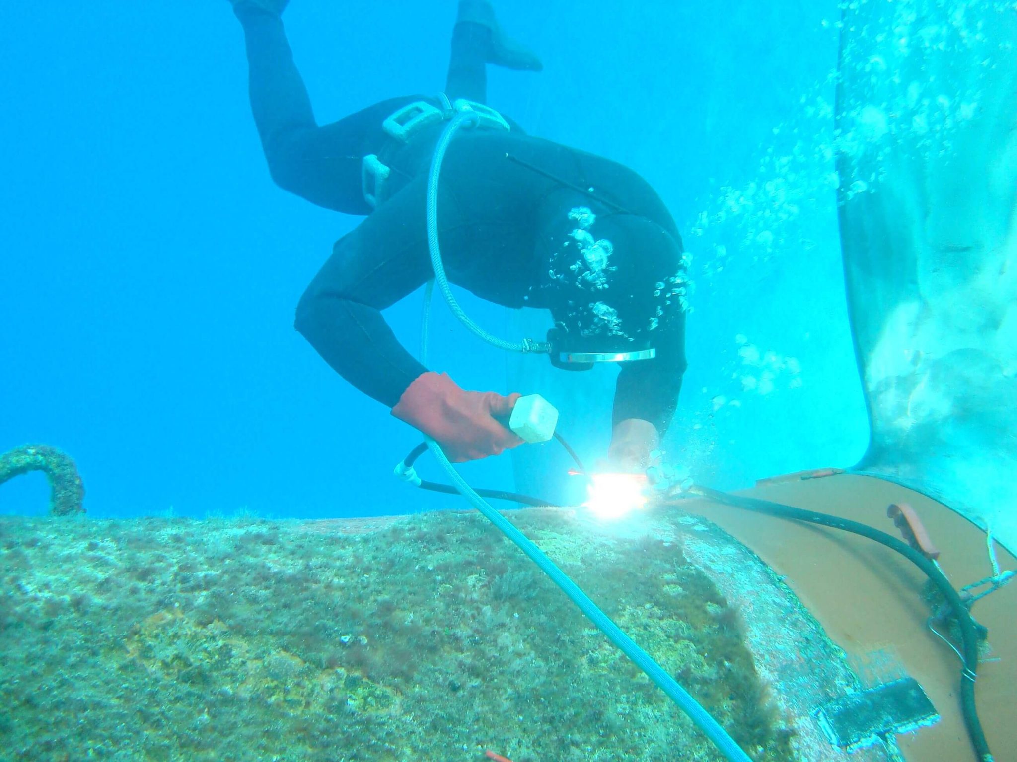 underwater-welding-salary-the-truth-about-a-career-in-underwater-welding